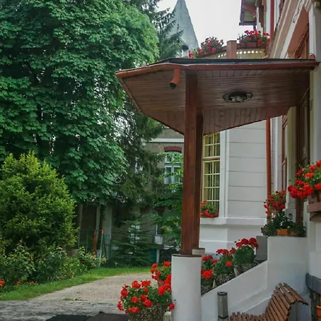 Camelia Hotel